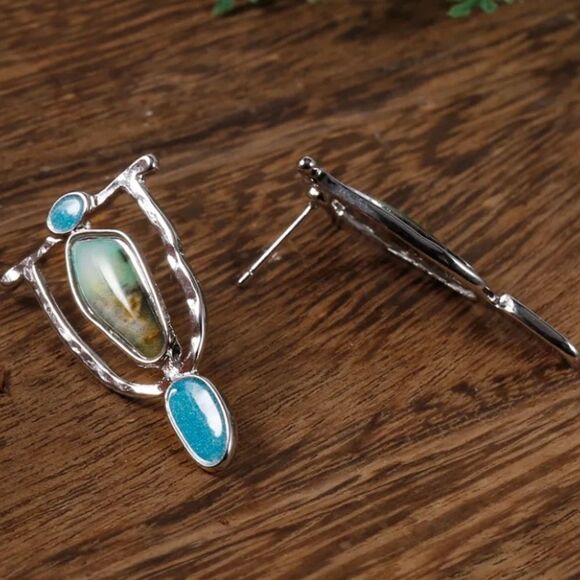 ✨🆕✨ BoHo S925 Plated Turquoise Green Decor Stone Dangle Earrings ✨ - Picture 8 of 13